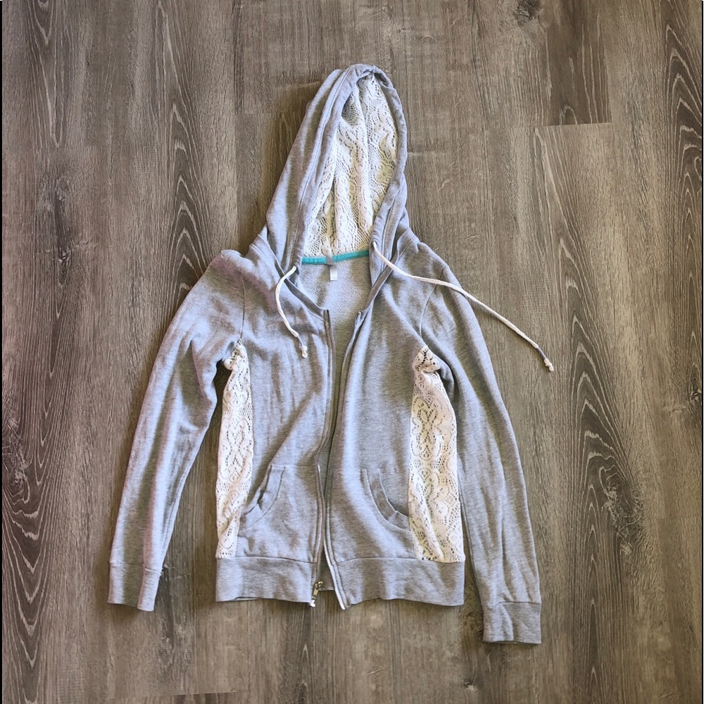 Vanity Hoodie size MEDIUM
